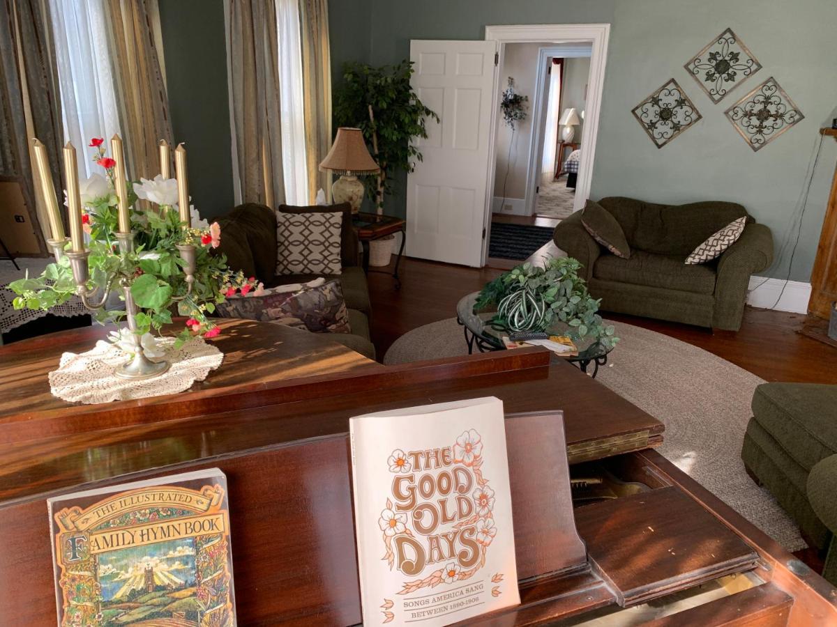 Centennial Inn Bed & Breakfast Conneaut Luaran gambar