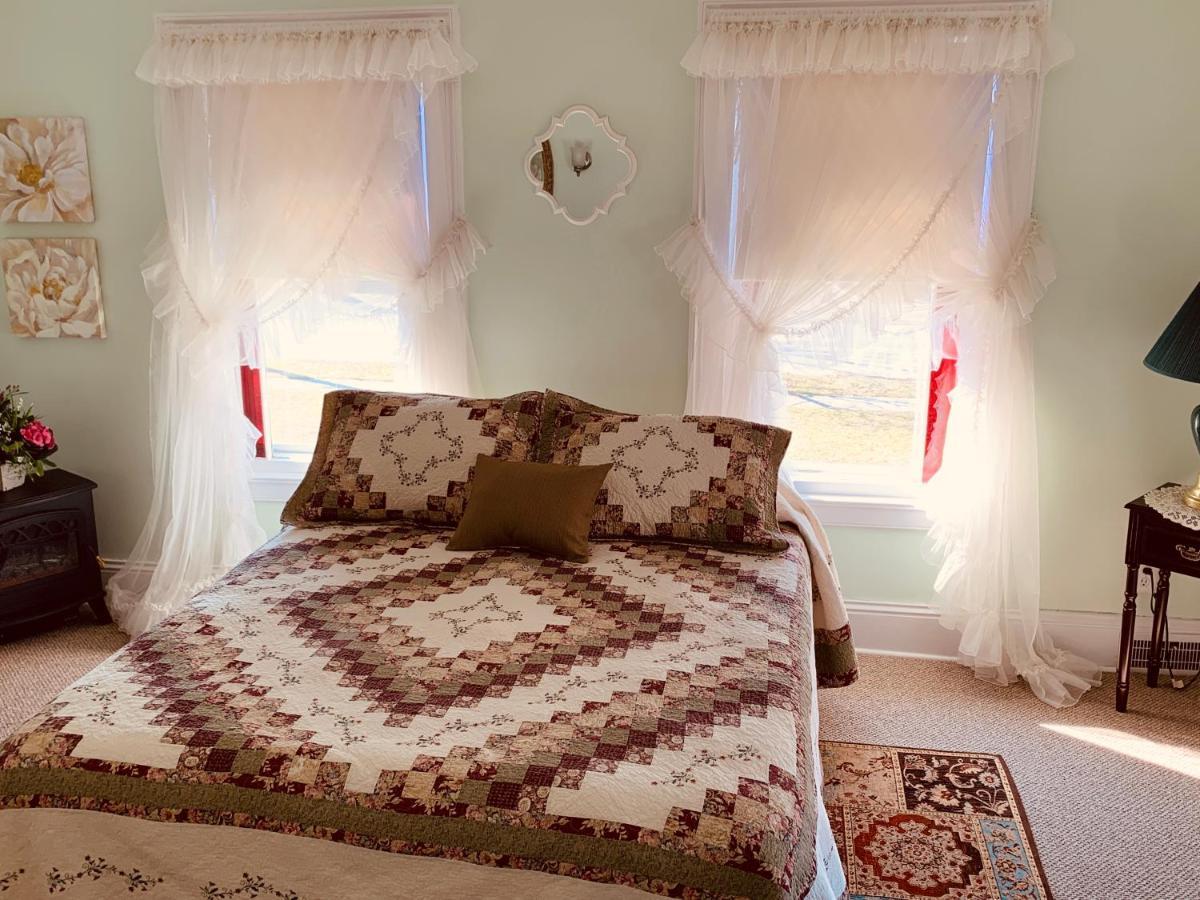 Centennial Inn Bed & Breakfast Conneaut Luaran gambar